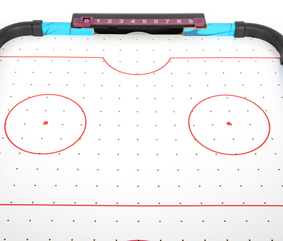 small foot Air-Hockey-Champion