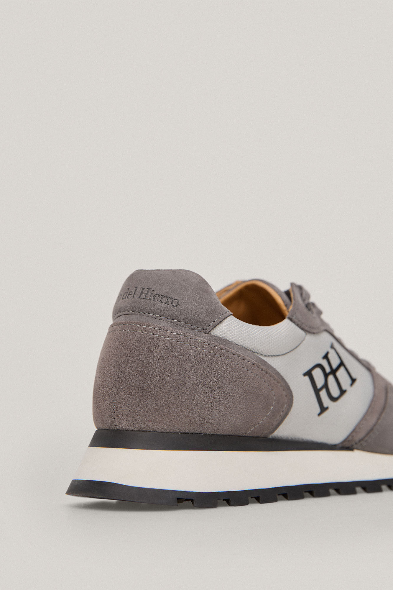 Tênis esportivo 3UP - Cinza