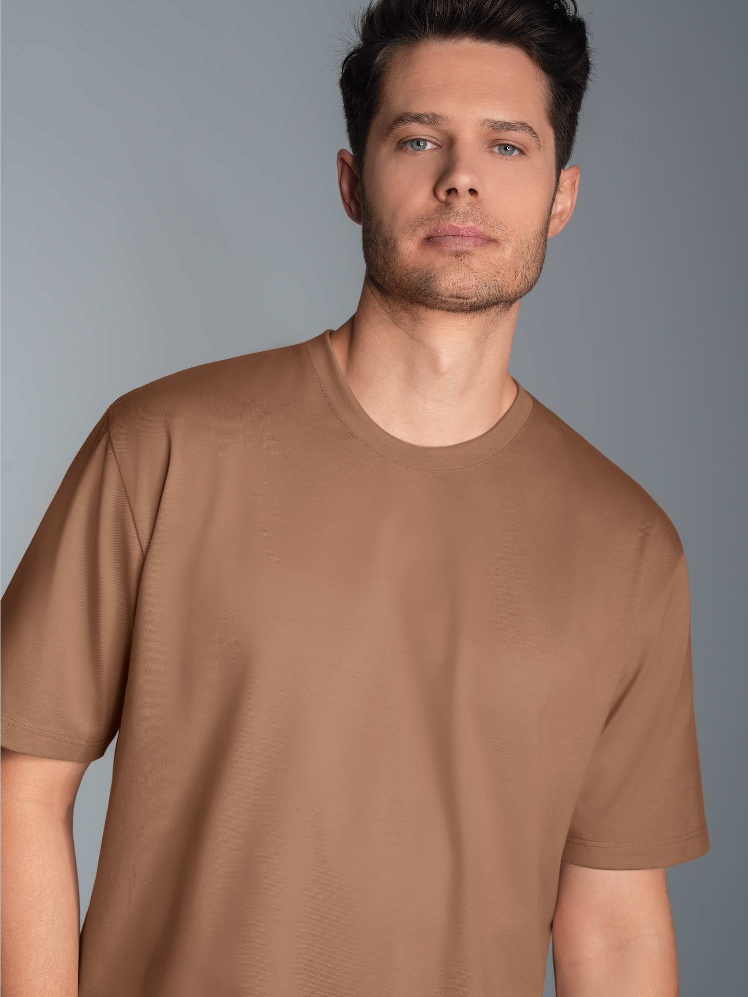 T-Shirt mit großem Bären-Printmotiv Haselnuss