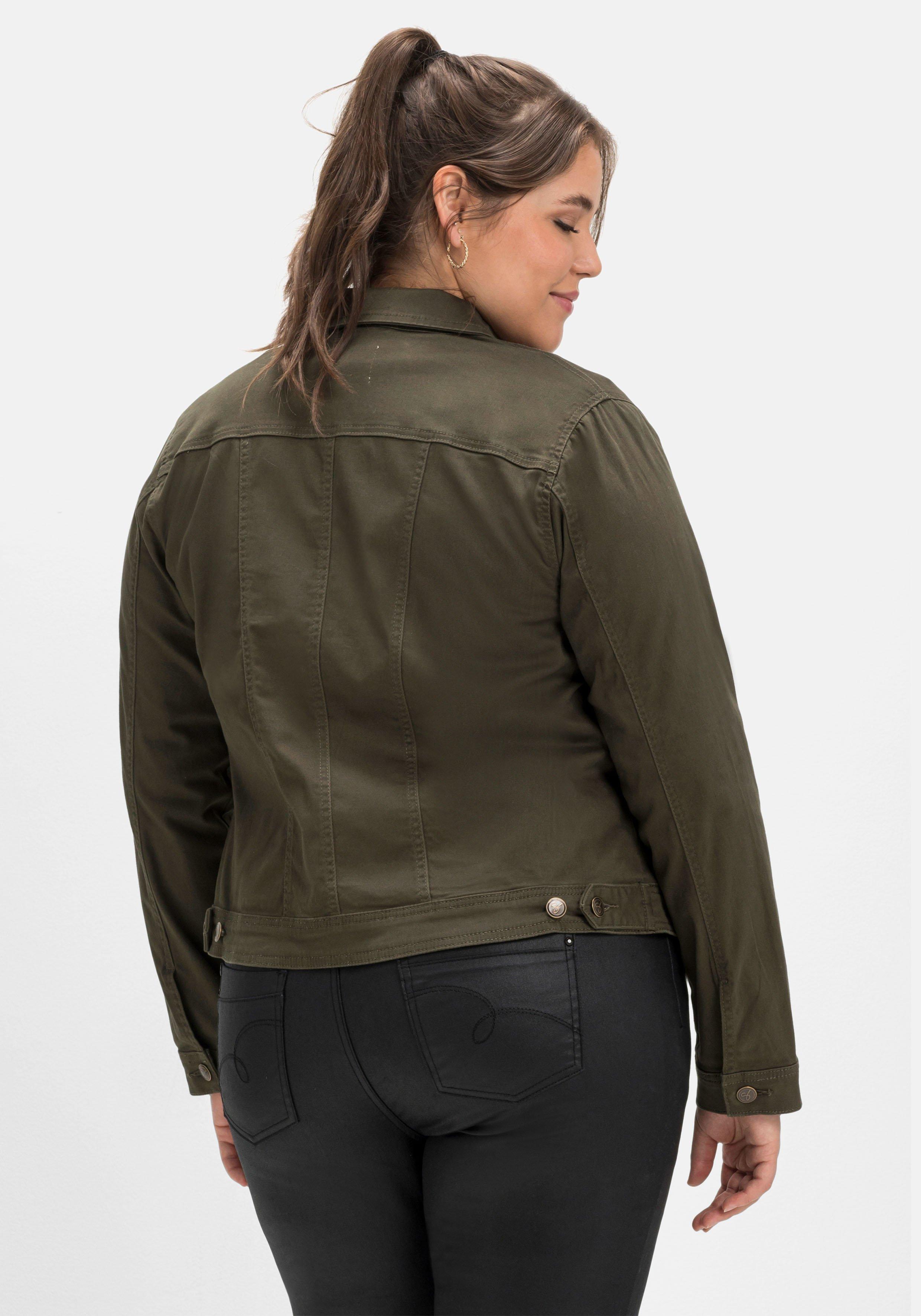 Twilljacke in kurzer, taillierter Form