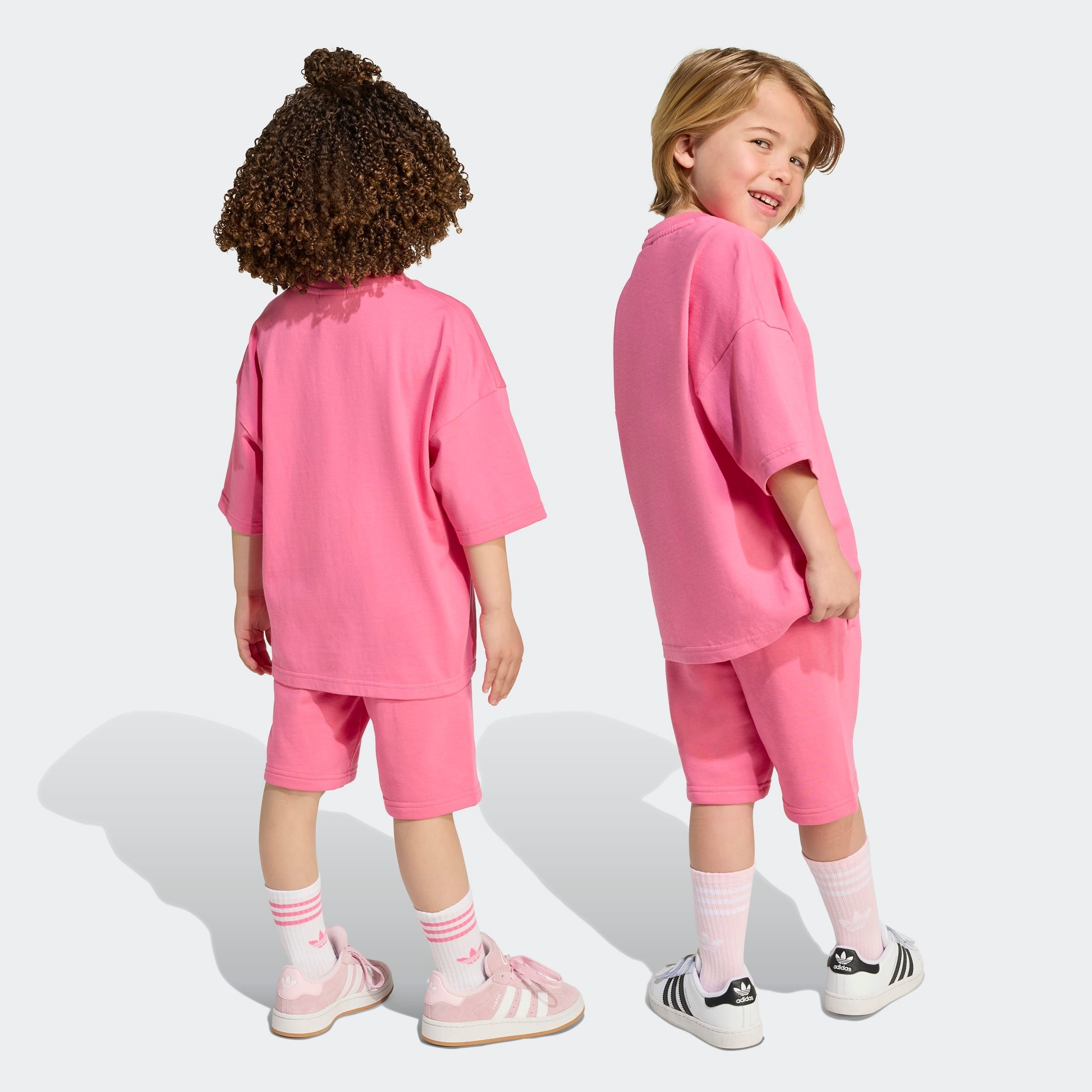 adidas Originals Trainingsanzug »UND SET BIG LOGO DESIGN KIDS« 2 Stk.