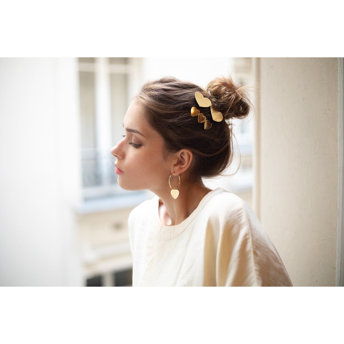 petites boucles d'oreilles créoles coeurs doré à l'or fin - APHRODITE