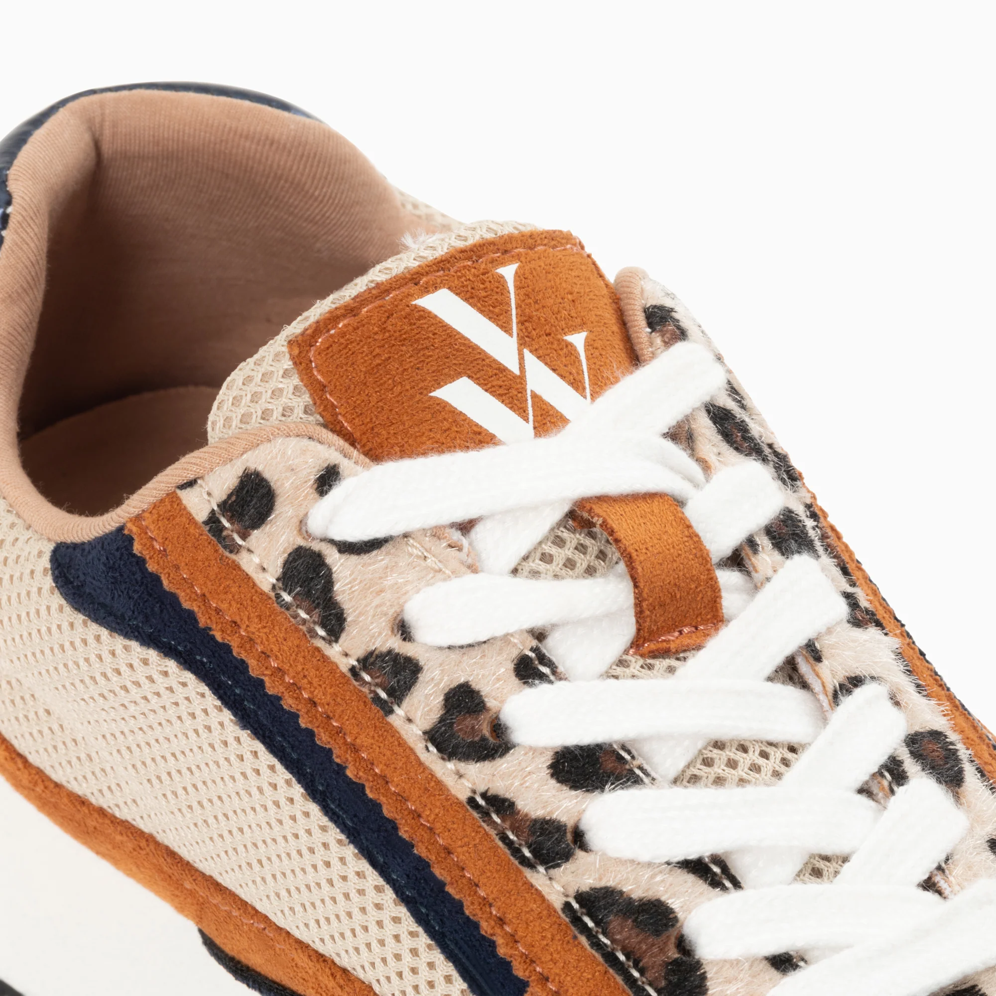 Sneakers-Baskets Pekka bleu nuit et beige à semelle running