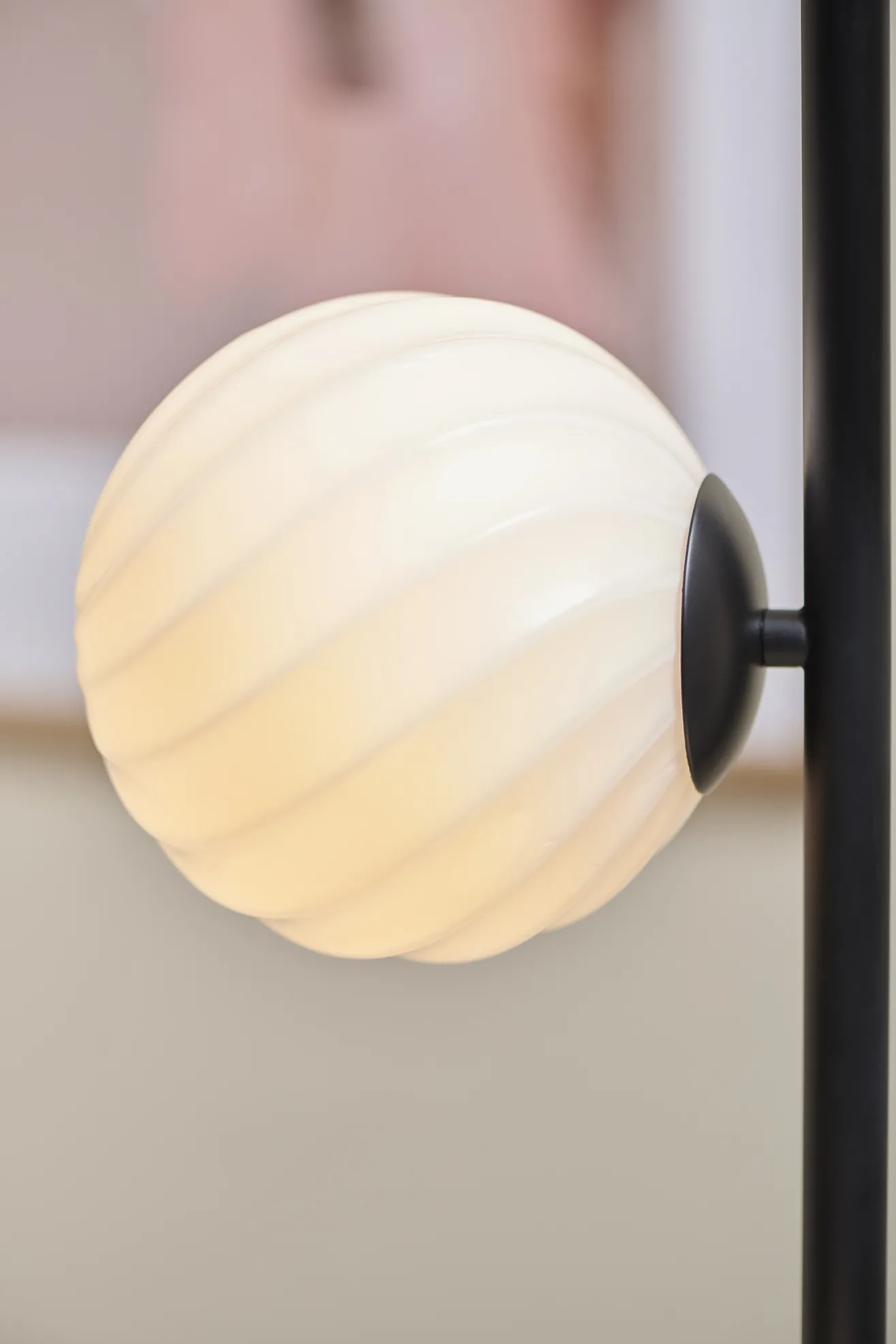 Halo Design Twist Gulvlampe - 4 lamper