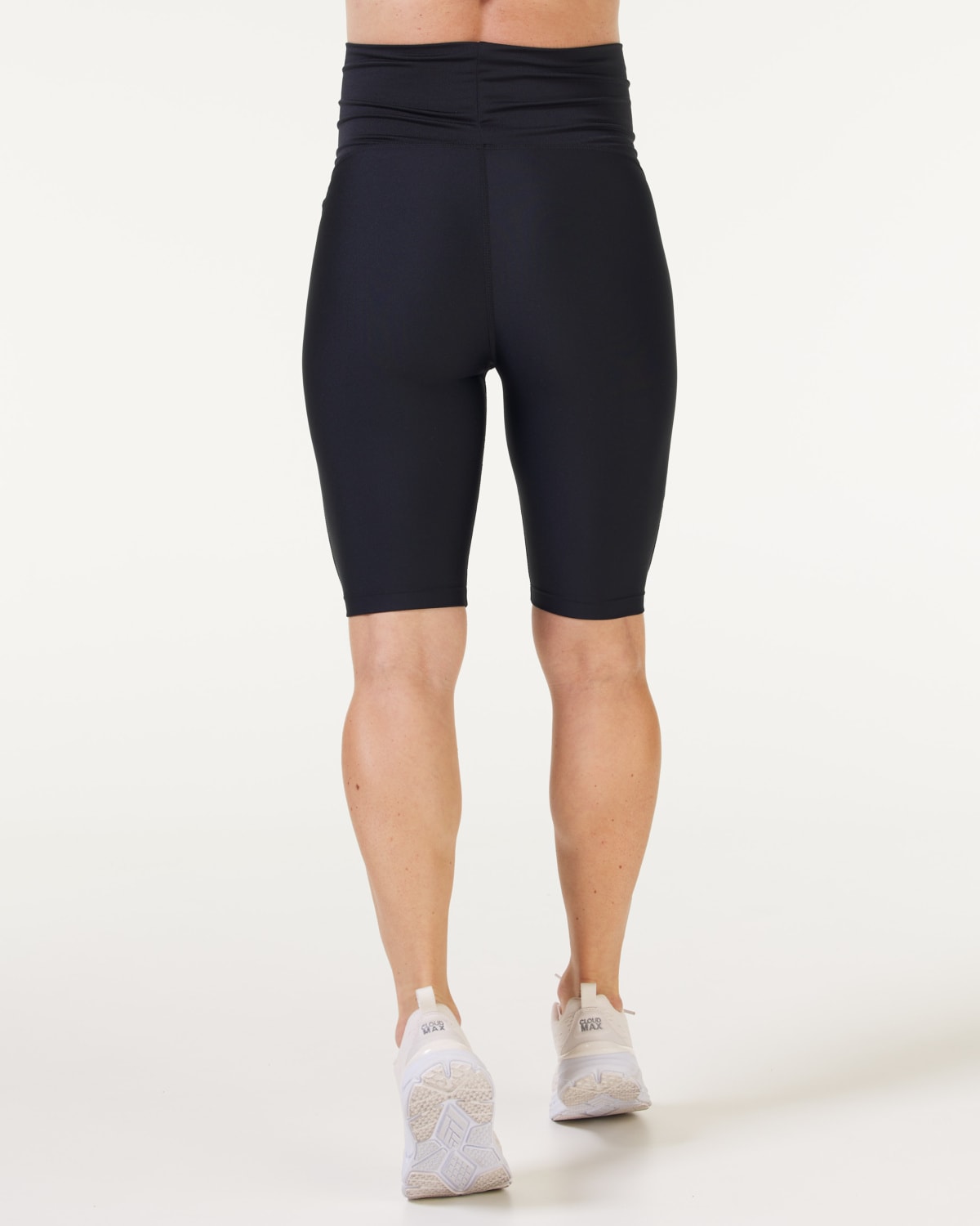 LEVITY Ace Mama Biker Shorts Black
