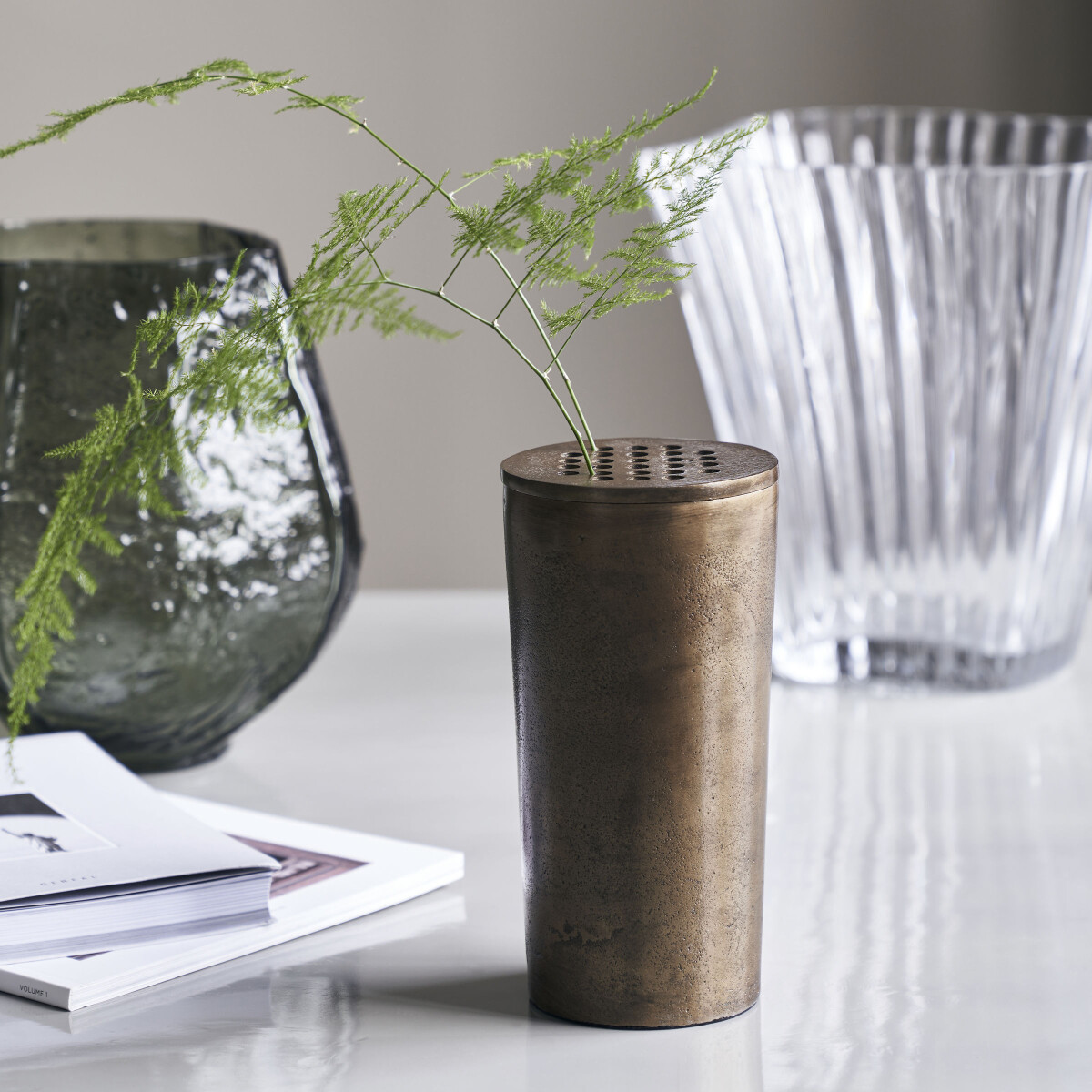 House Doctor - Vase - Flow - Metal - Antik Messing - 18 CM