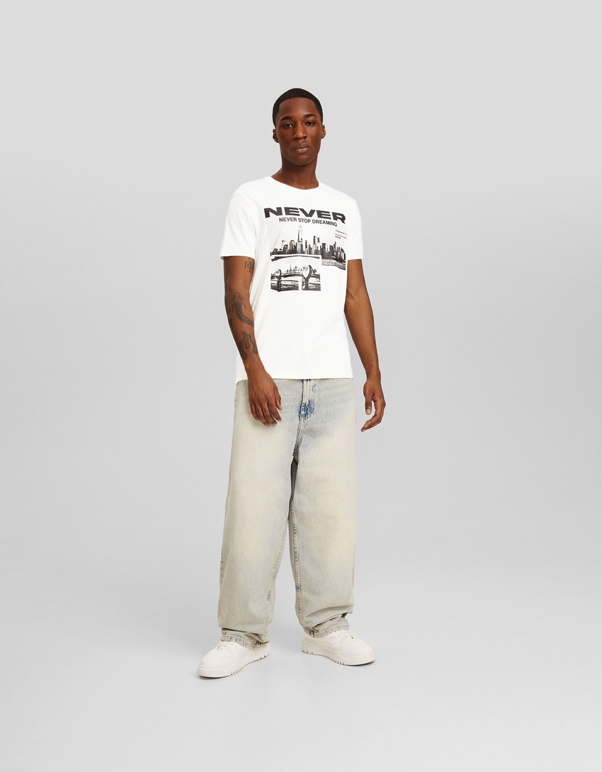 Camiseta de manga curta com estampa
