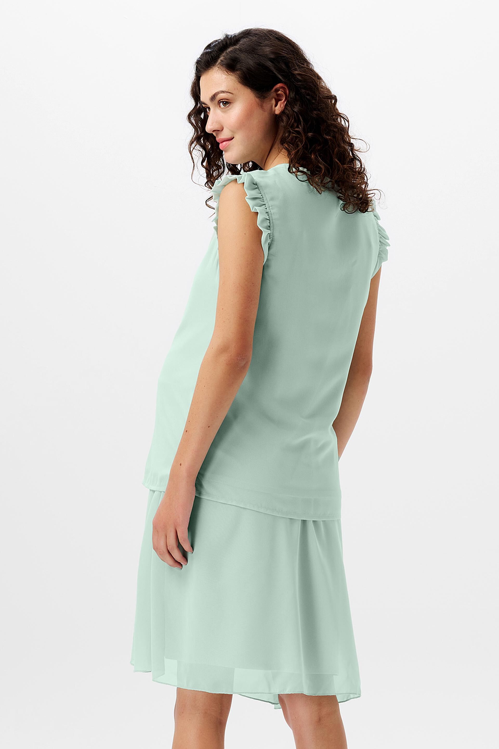 Ensemble pour les grandes occasions : blouse et mini-jupe
