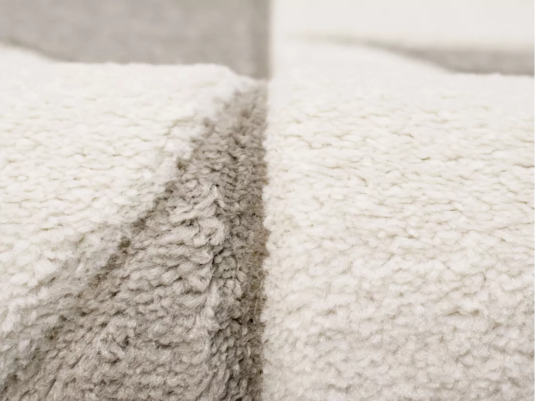 Tapis géométrique en relief - 160 x 230 cm - Gris et beige - GRAFITA
