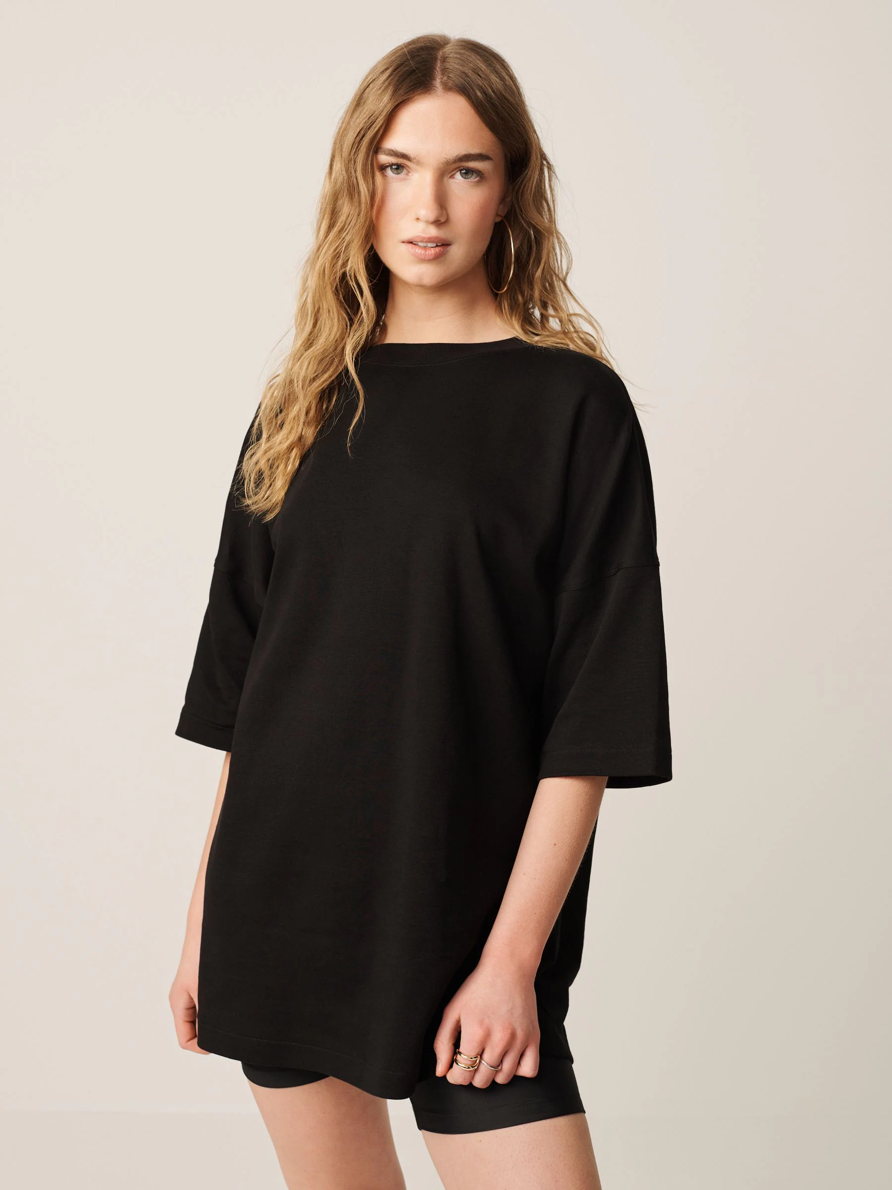 Zwart - Relaxt dik lang T-shirt