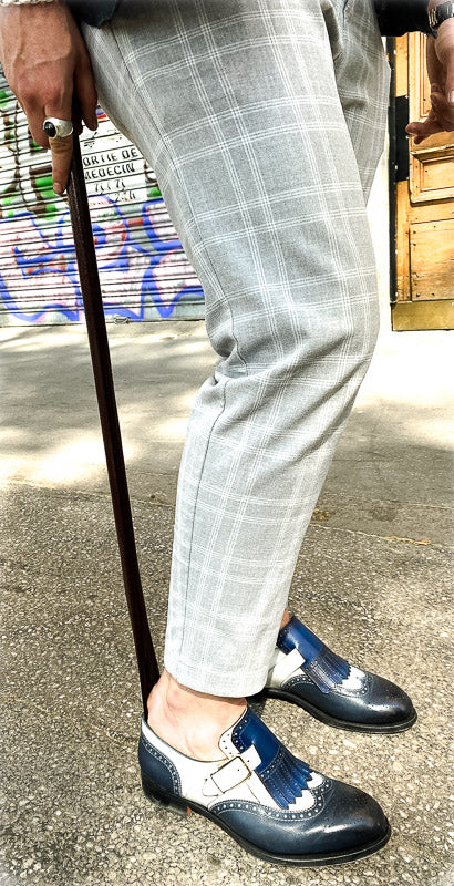 WALKING STICKS - CHAUSSE PIED BOIS