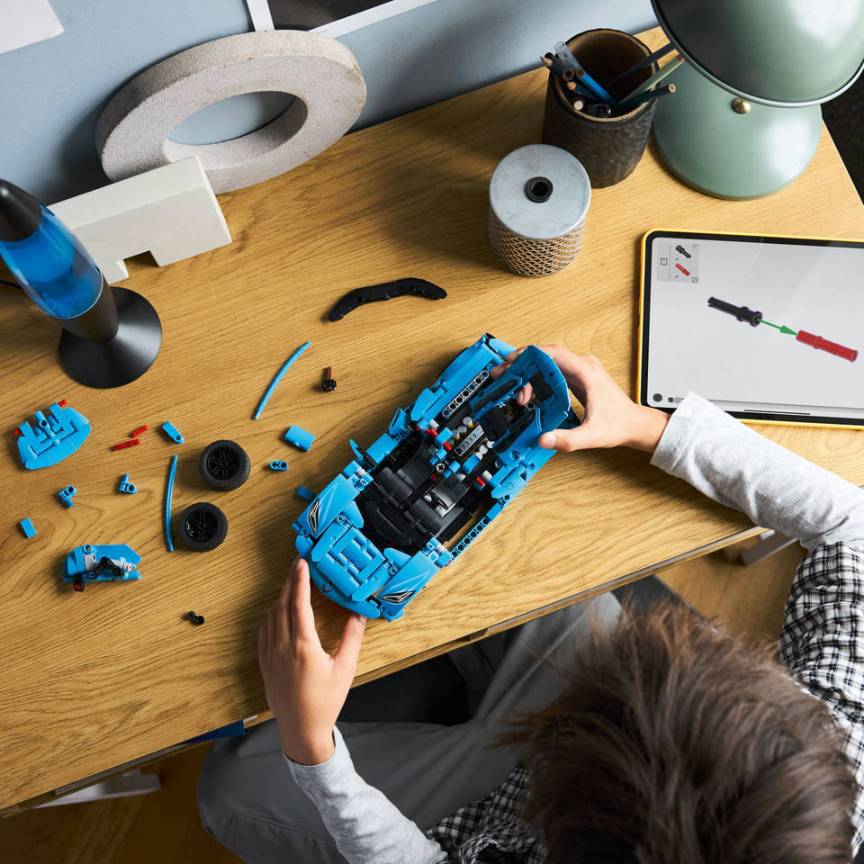 LEGO Technic Chevrolet Corvette Stingray 42217