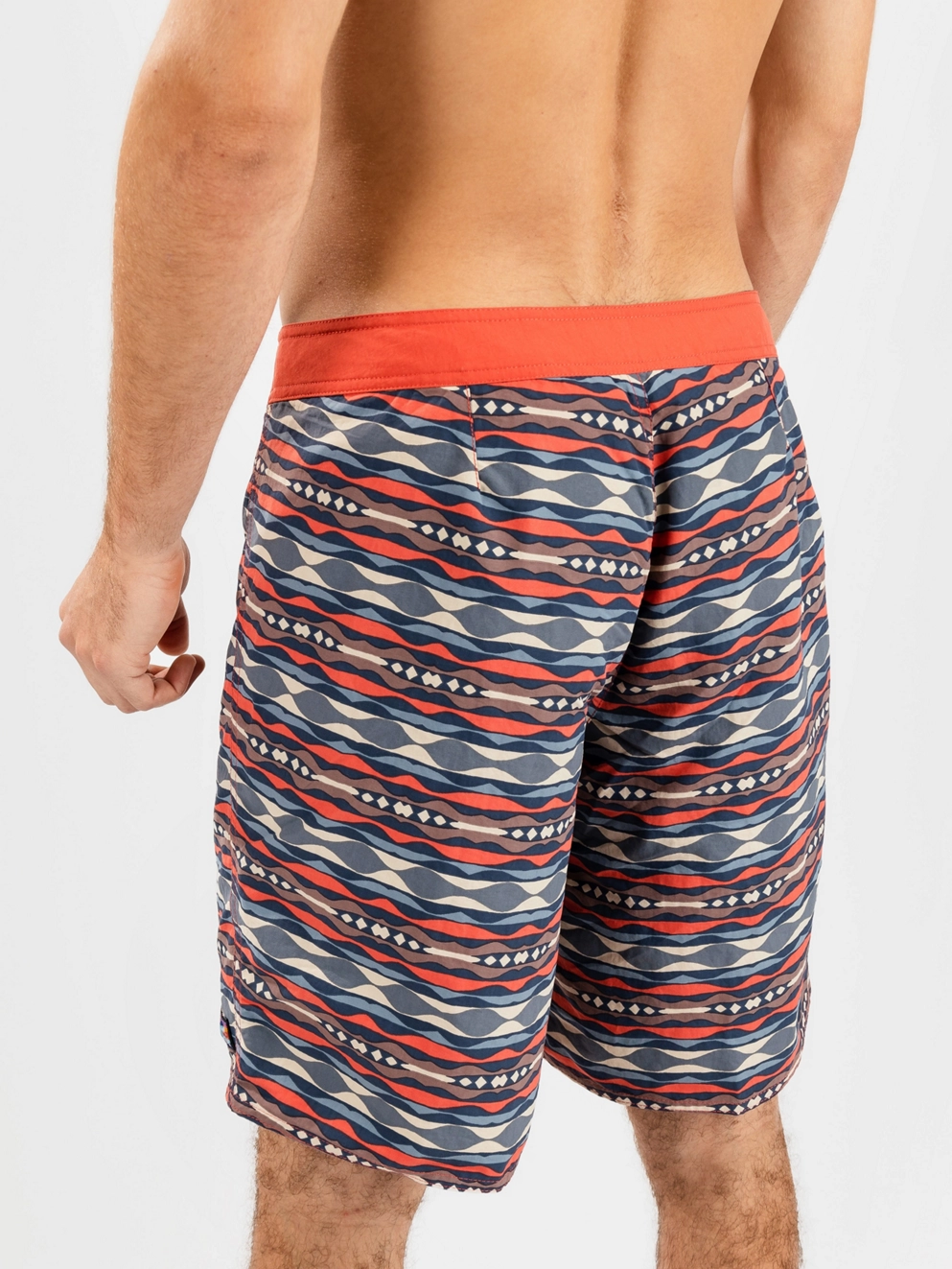 Patagonia Wavefarer - 19 In. Boardshorts cst hghwy multi/sumac red