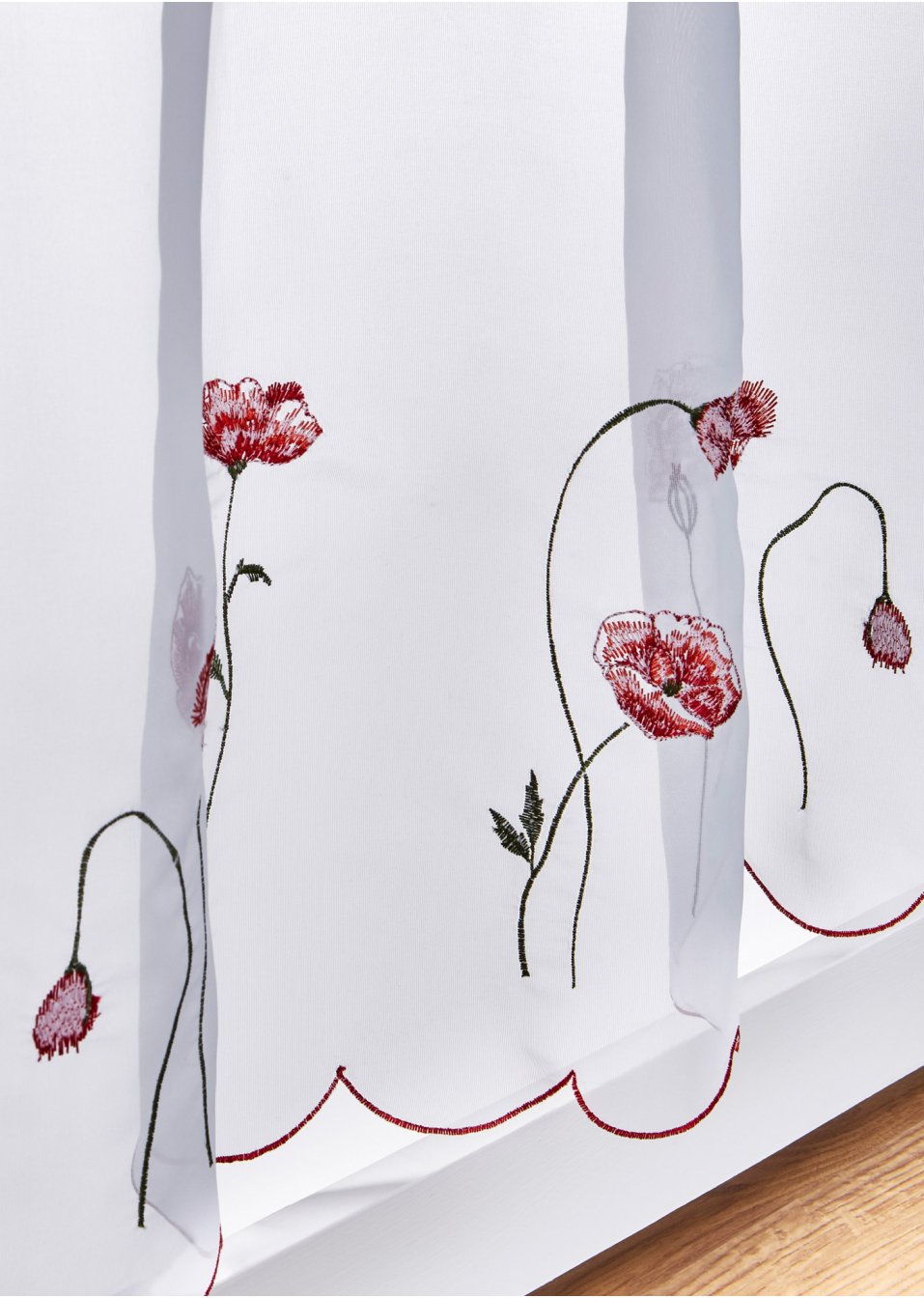 Brise-bise à broderie florale
