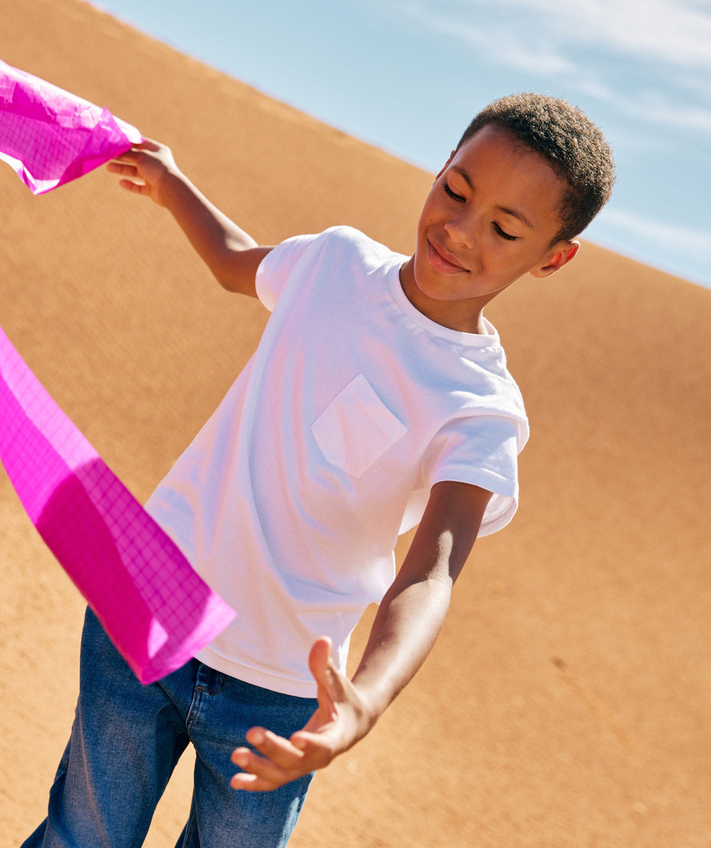 T-SHIRT GARÇON EN COTON BLANC AVEC POCHE