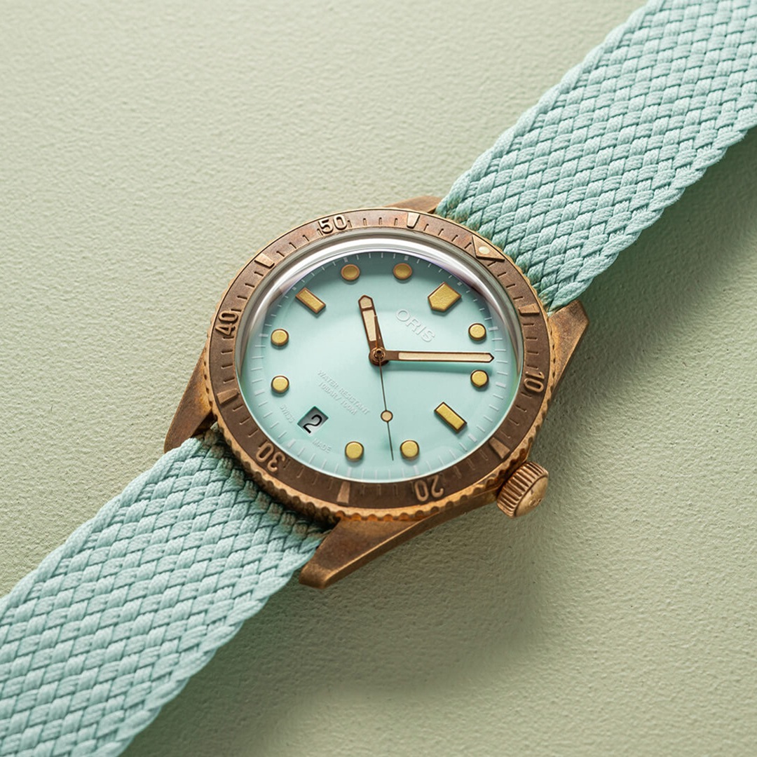 Oris Divers Sixty-Five Cotton Candy Wildgrün auf Perlonband