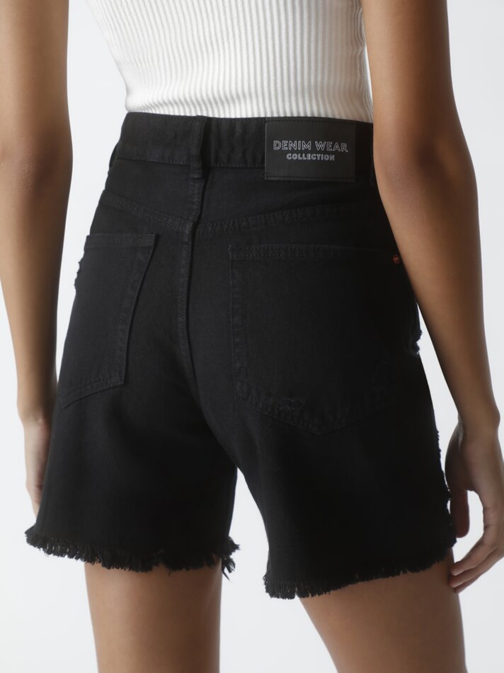 Shorts jeans rasgados - Preto
