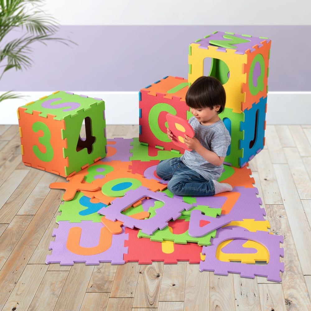 Play Factory 36-teiliges Alphabet- und Zahlenpuzzle aus Schaumstoff – Spielmatte