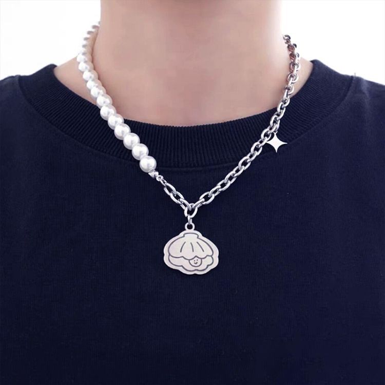 Malikasa - Cartoon Tag Hanger Asymmetrische Kralenketting
