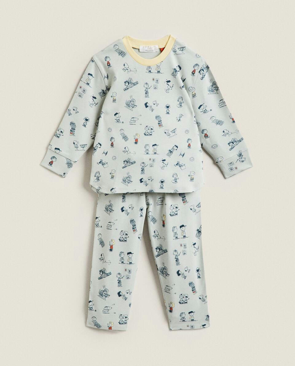 Pijama infantil de algodão com detalhes em amendoim.