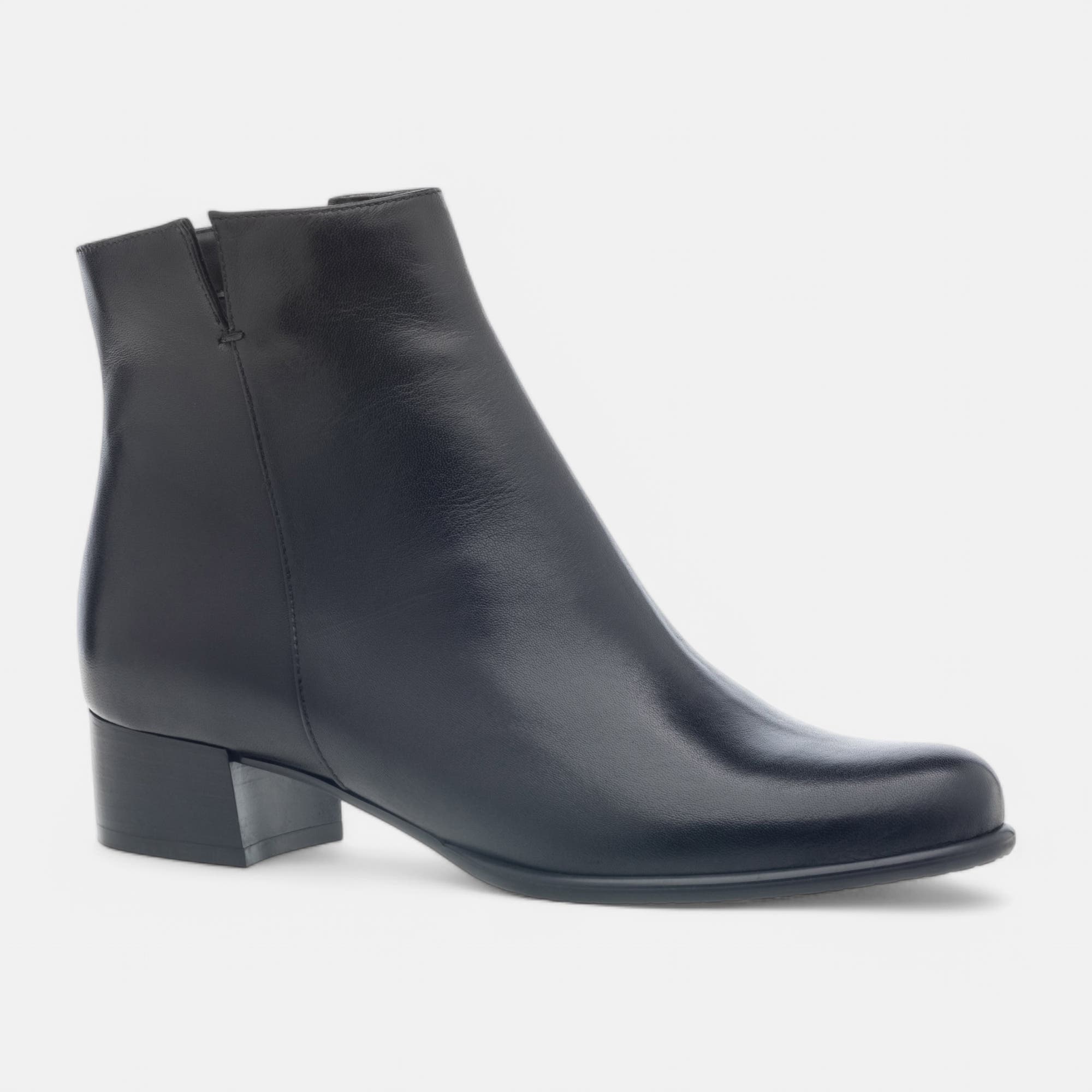 Bottines Femme en cuir noir