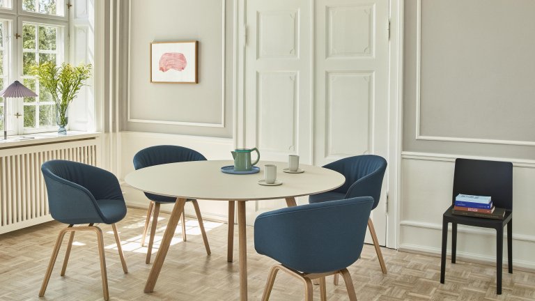 Hay Copenhague CPH25 tafel 140, gelakt eiken