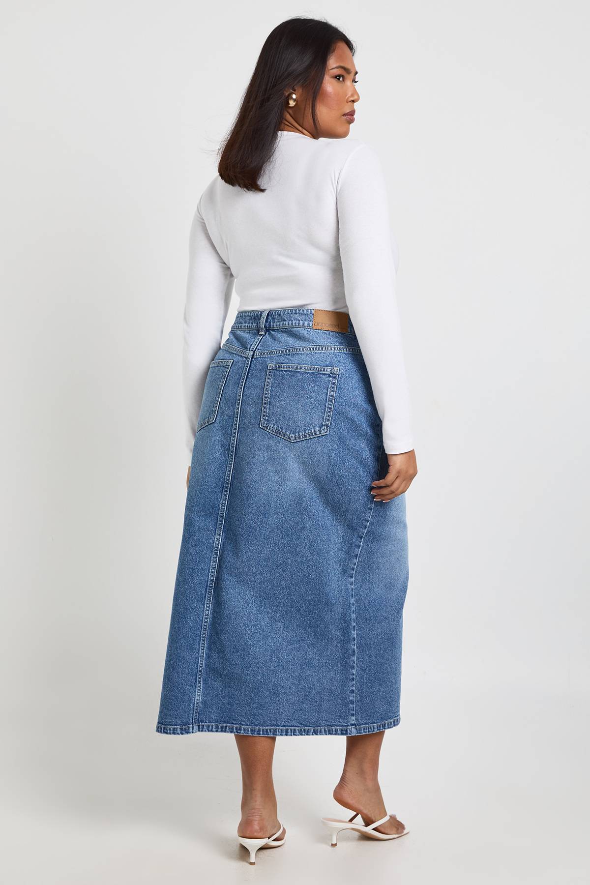boohoo Jupe Midi En Denim Grande Taille