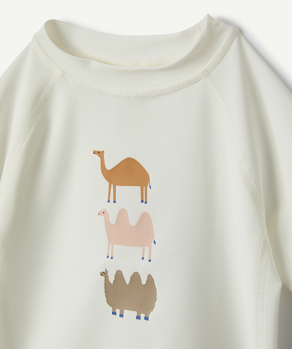LASSIGT-SHIRT MANCHES COURTES BÉBÉ FILLE ANTI-UV ÉCRU AVEC MOTIF CHAMEAU