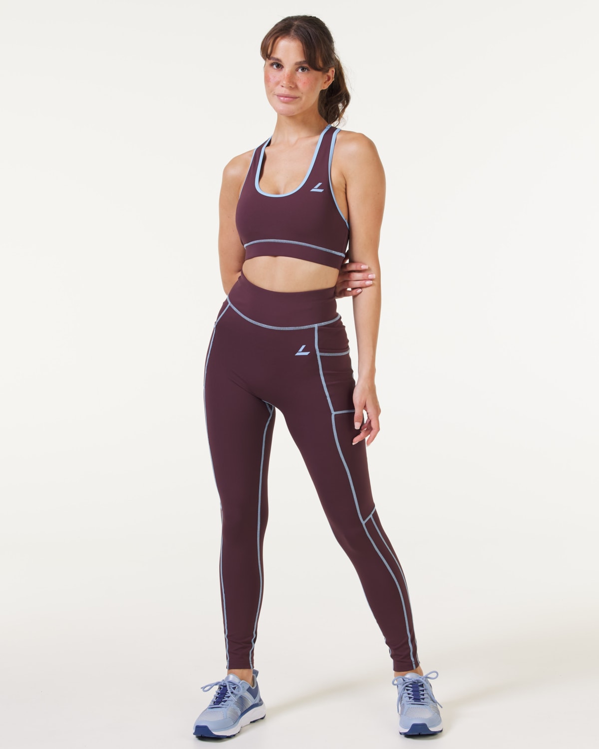 LEVITY Contrast Pocket Tights Red Fudge
