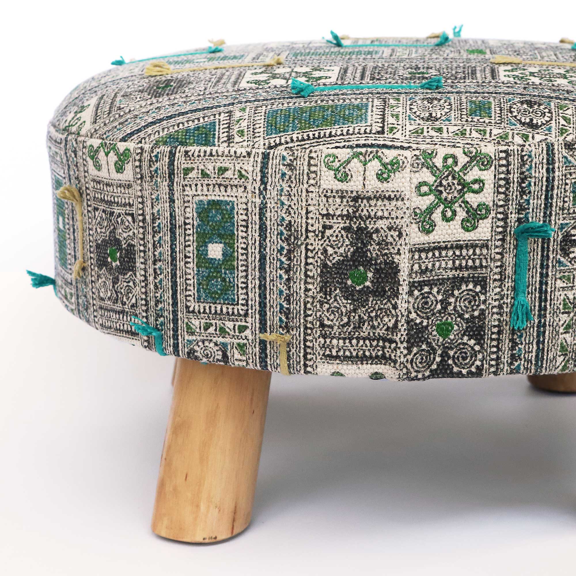 Hocker 'Unao', multicolor, Ø 60 cm, H 30 cm von fischer's lagerhaus