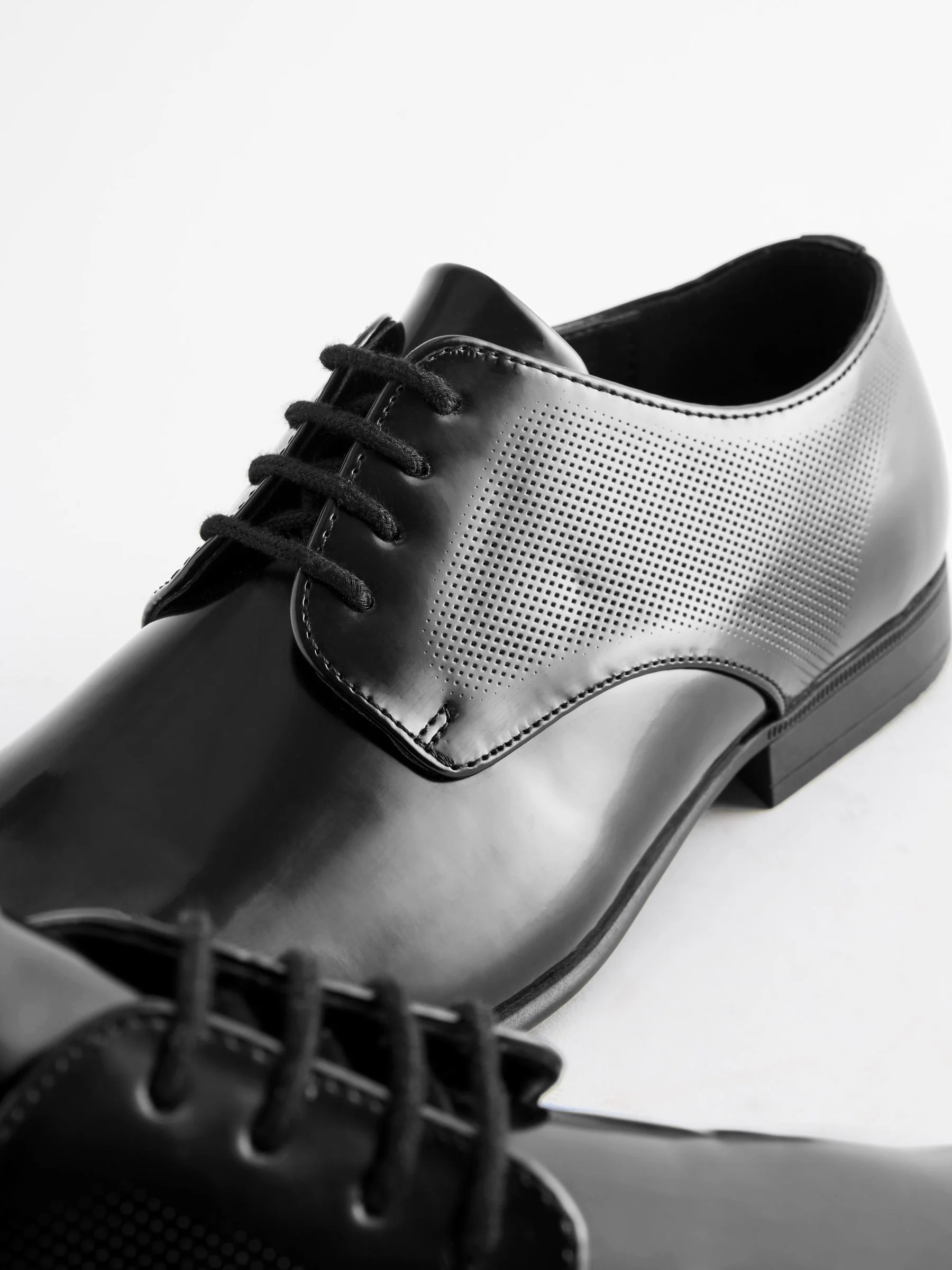 Hoogglans zwart - Derbyschoenen met veter