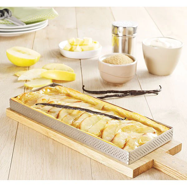 Cadre à tarte perforé rectangle 28 x 11 cm De Buyer