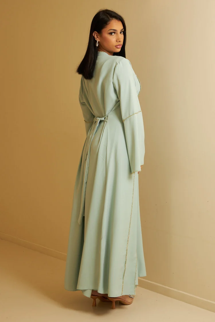 Ensemble 2 pièces abaya + gilet à enfiler bleu clair et doré
