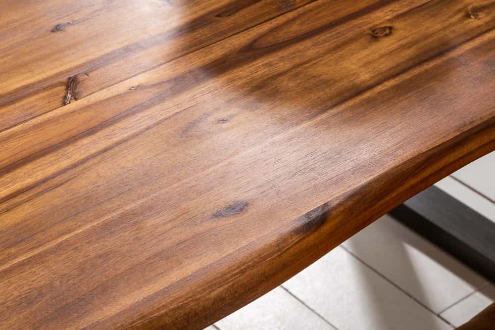 Massiver Baumstamm Esstisch GENESIS 200cm Akazie Baumkante Kufengestell Industrial Finish