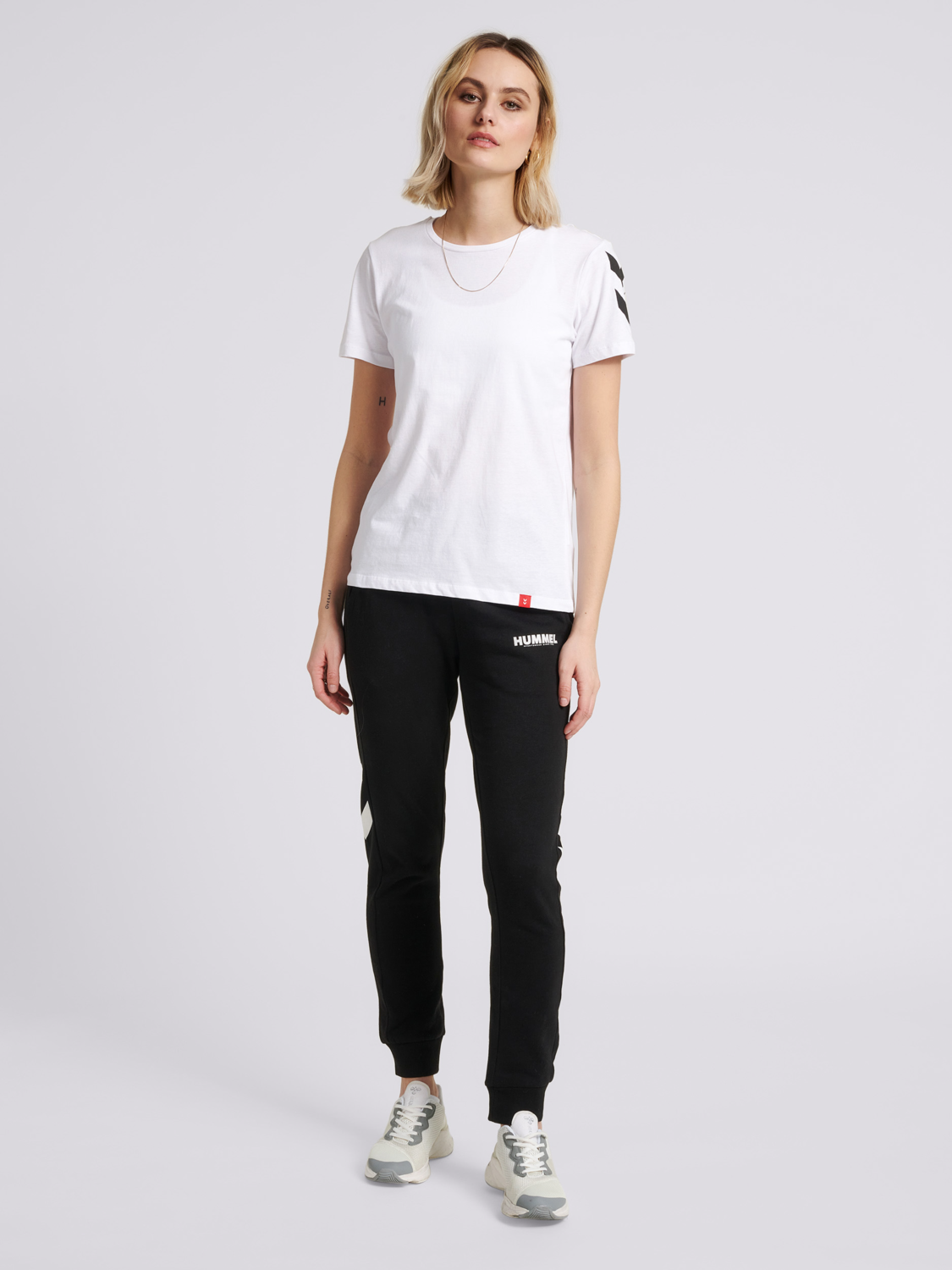 hmlLEGACY WOMAN T-SHIRT