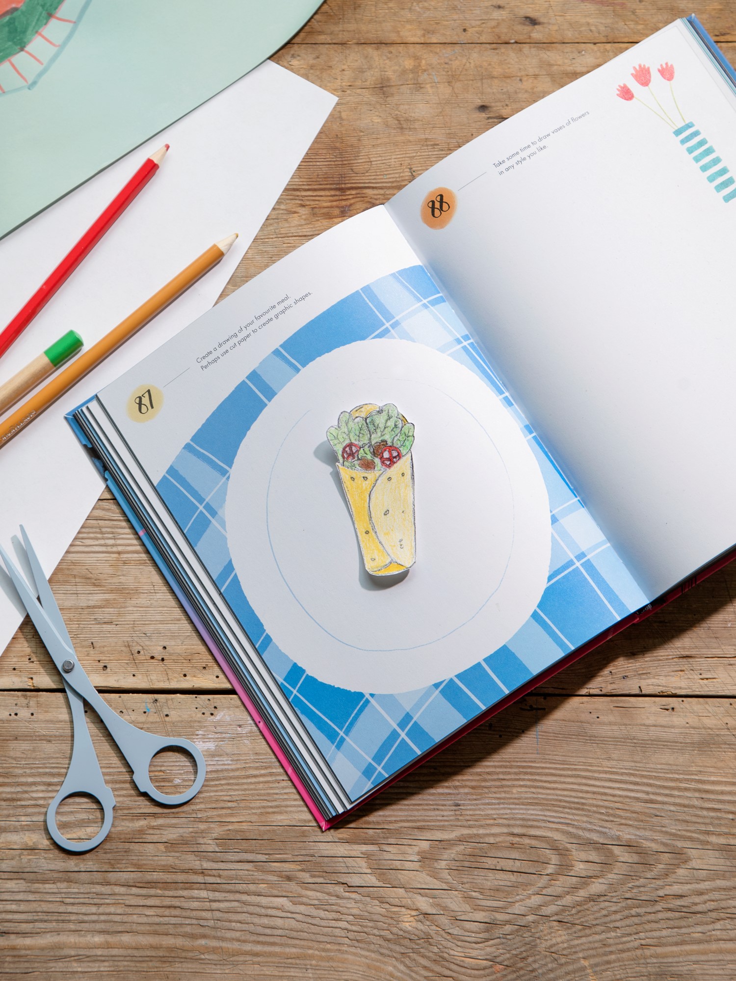 365 Days of Creativity | Softcover. Engelsk. 17 x 2,7 x 21,5 cm. 352 sider. | Multi | New Mags