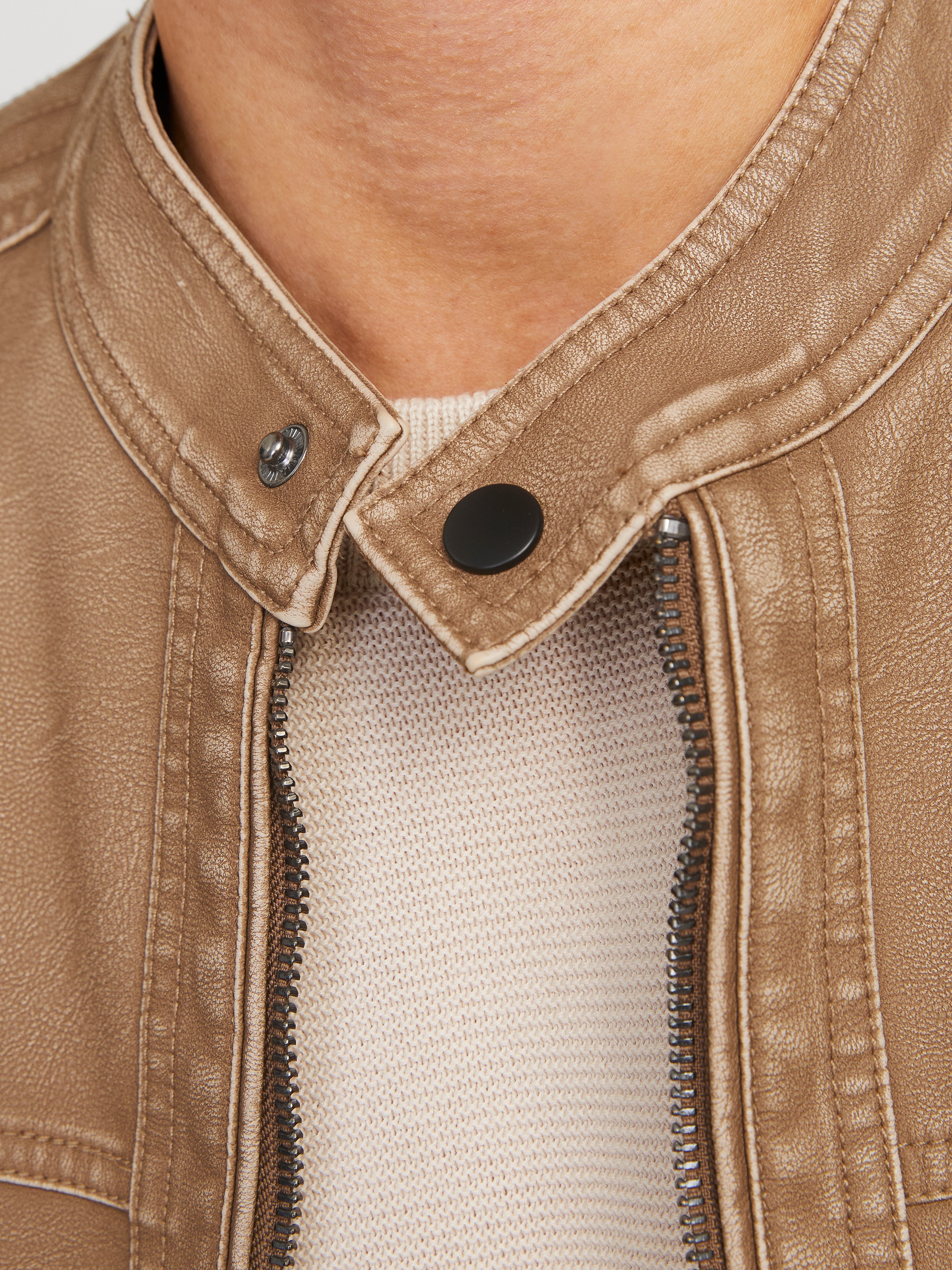 Jack & Jones Lederimitatjacke »JJEWARNER WASHED PU JACKET NOOS« ohne Kapuze mit Bandkragen
