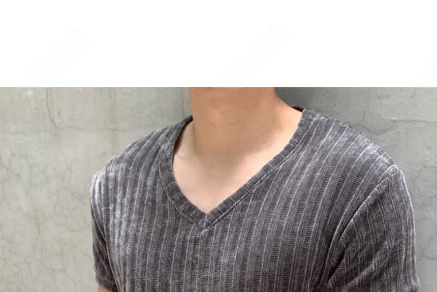 SeoulPop - Gebreide top met korte mouwen en V-hals