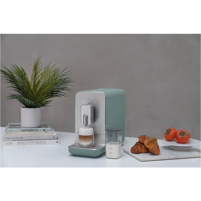 SMEG Kaffeevollautomat 50's Style BCC13EGMEU Emerald Green Matt