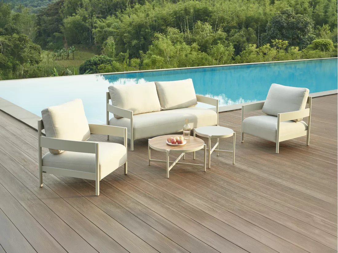 Salon de jardin en aluminium : un canapé 2 places, 2 fauteuils et 2 tables basses - Beige - LOMAM de MYLIA