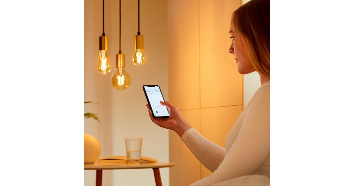 WiZFilament amber ST64 E27 ledlamp  (Wifi + Bluetooth protocol)