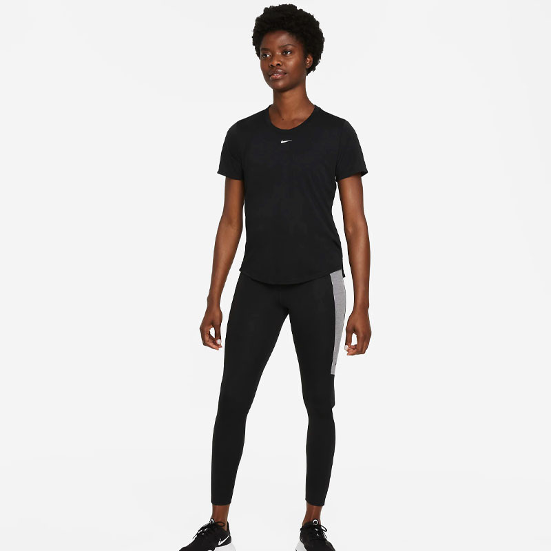 Top femme Nike Dri-Fit One coloris noir
