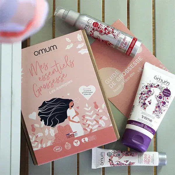 Omum Coffret Cadeau Mes Essentiels Grossesse Future Maman 3 Soins + 1 Guide
