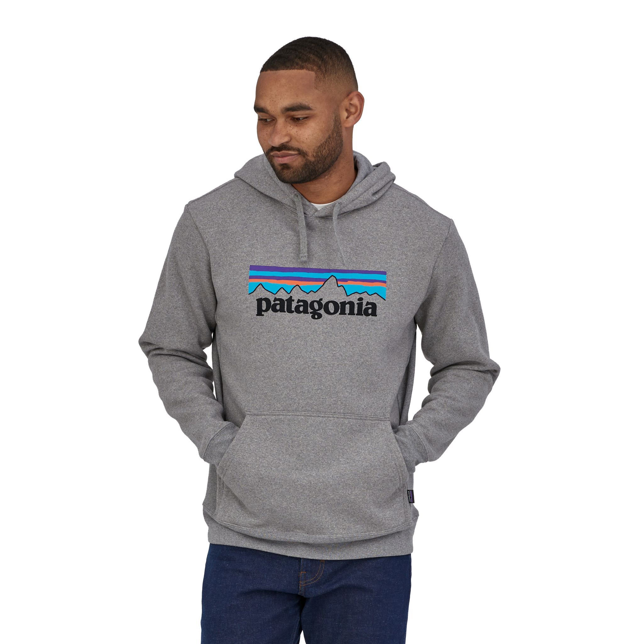 Patagonia P-6 Logo Uprisal Hoody<br>95% resikulert - Laget med 15 plastflasker! Unisex!