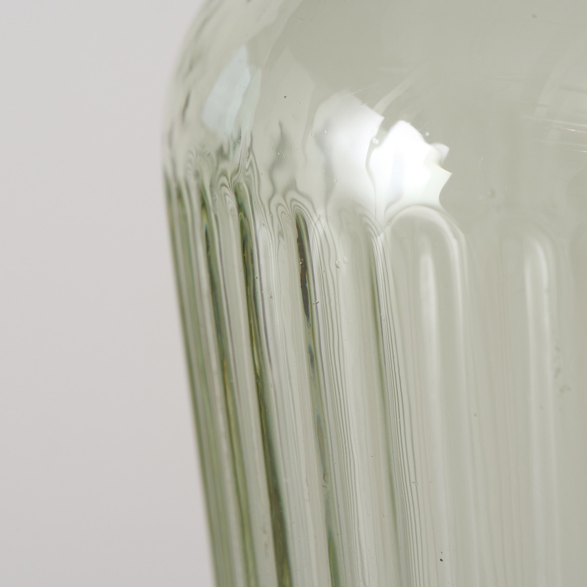 Karaffe - grün - Glas - 1 Liter