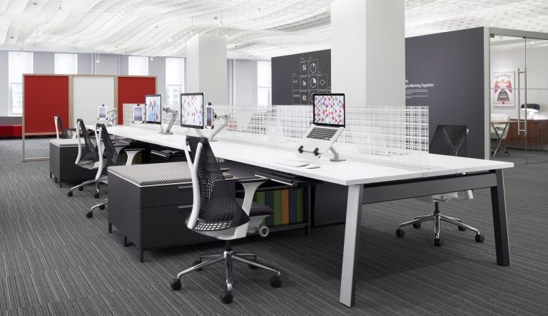 Herman Miller SAYL bureaustoel zwart,zwart onderstel Phoenix 009
