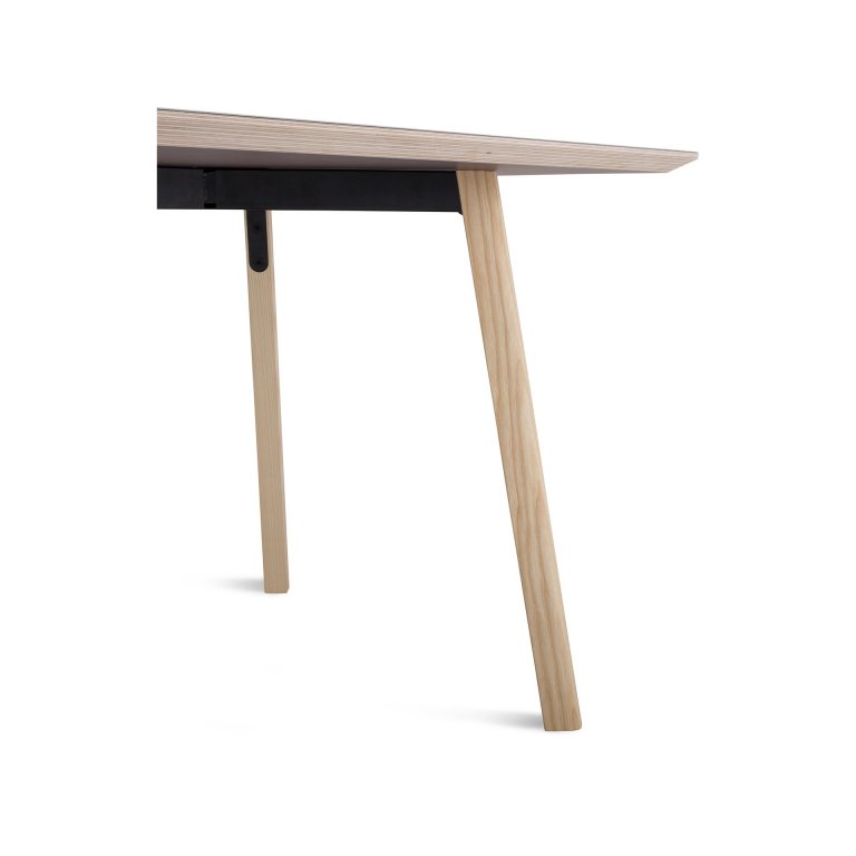 Modulor Tisch Y6 Holz Esche natur 10°