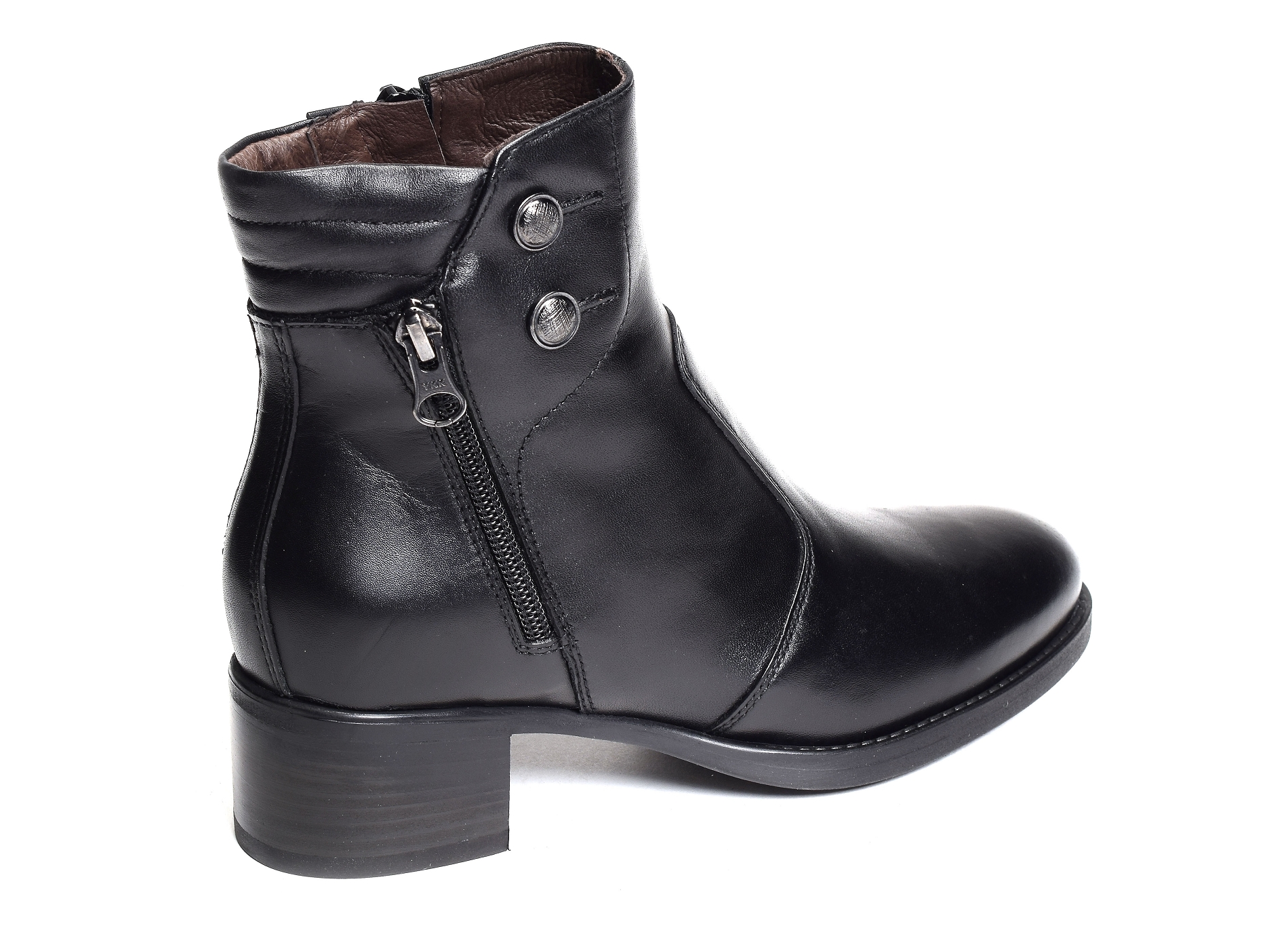 08234 noir