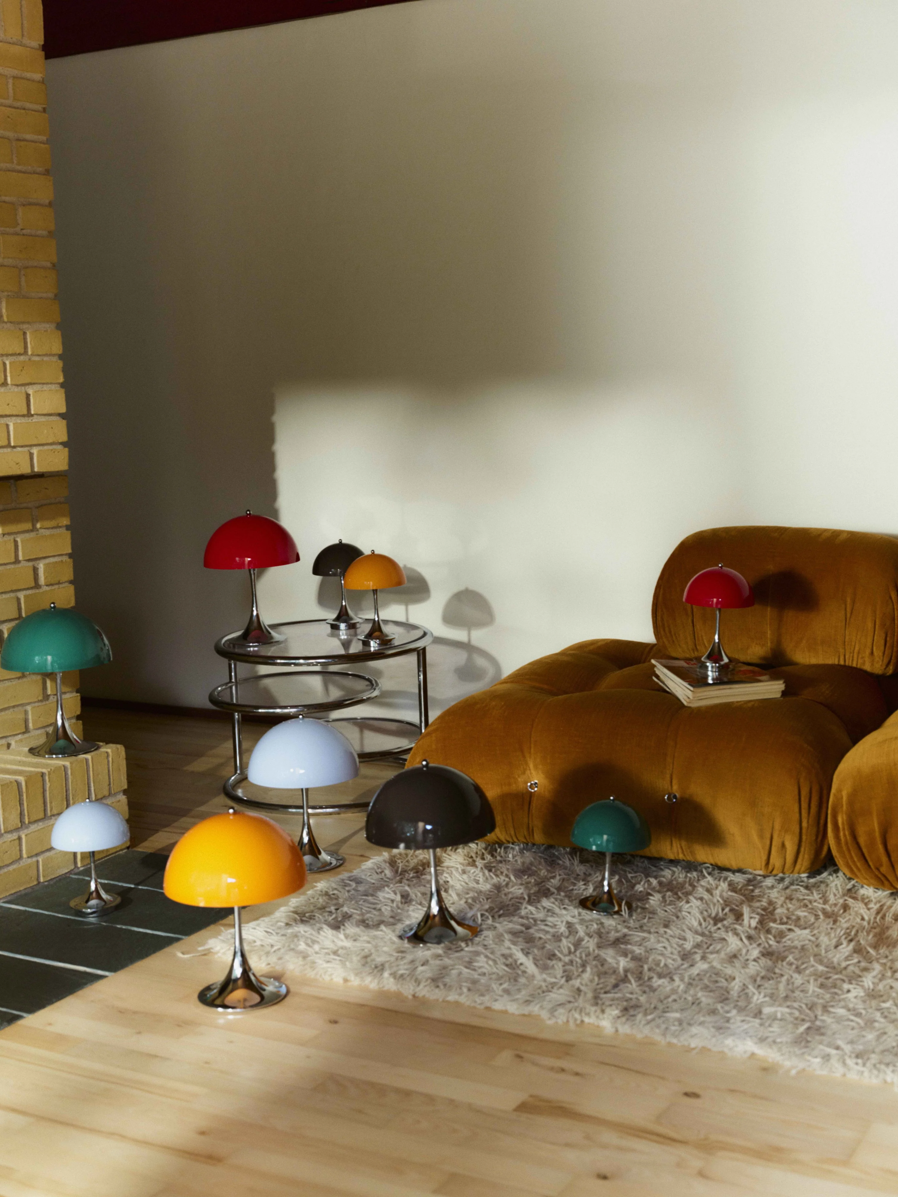 Draagbare dimbare LED-tafellamp Panthella 250, design Verner Panton