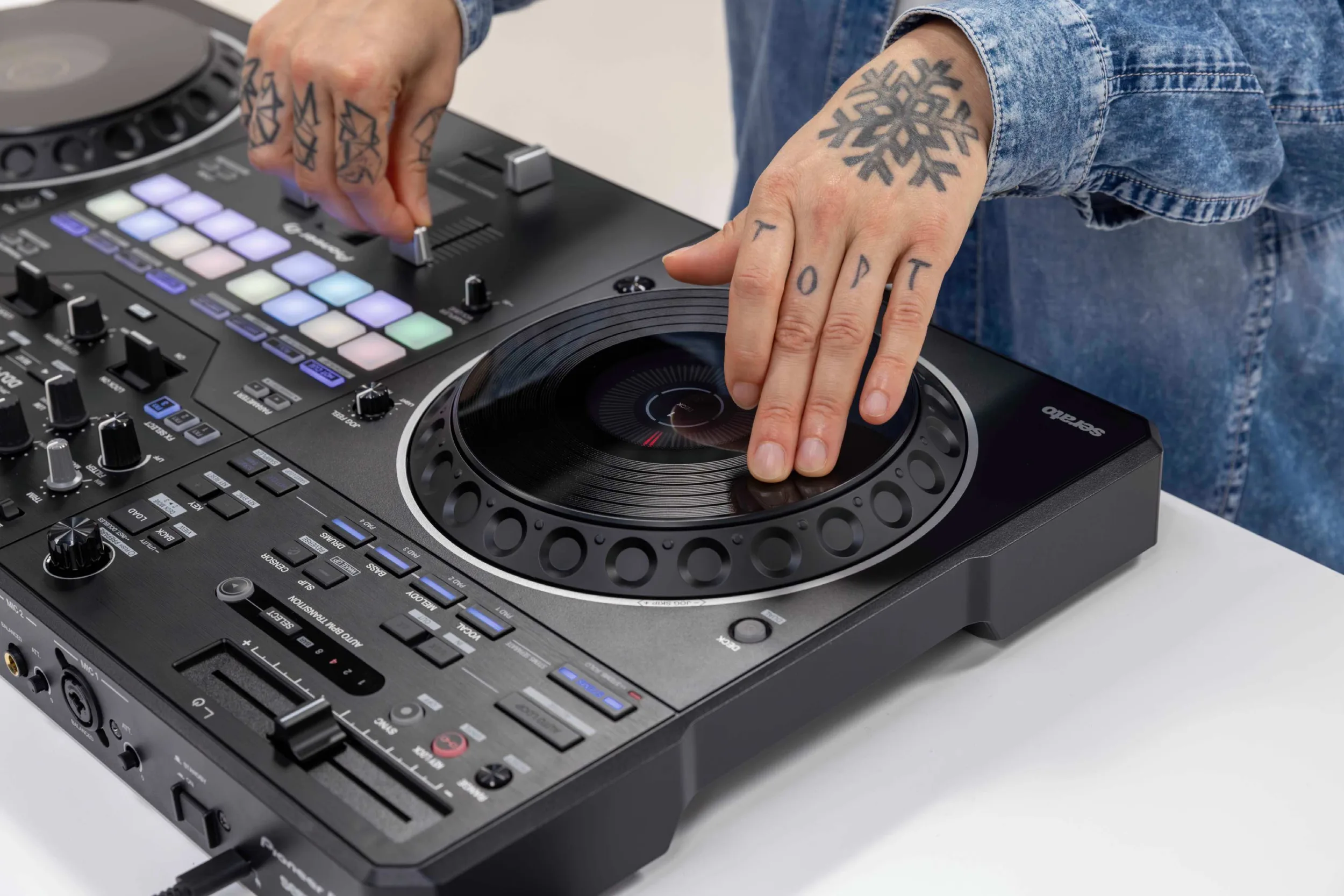 Pioneer DJ DDJ-REV5 Contrôleurs DJ